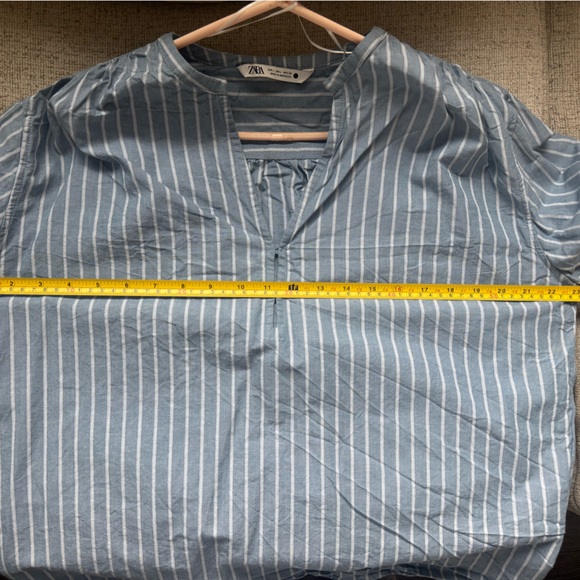 Zara women’s Casual Blue and White Striped Shirt - Picture 3 of 4